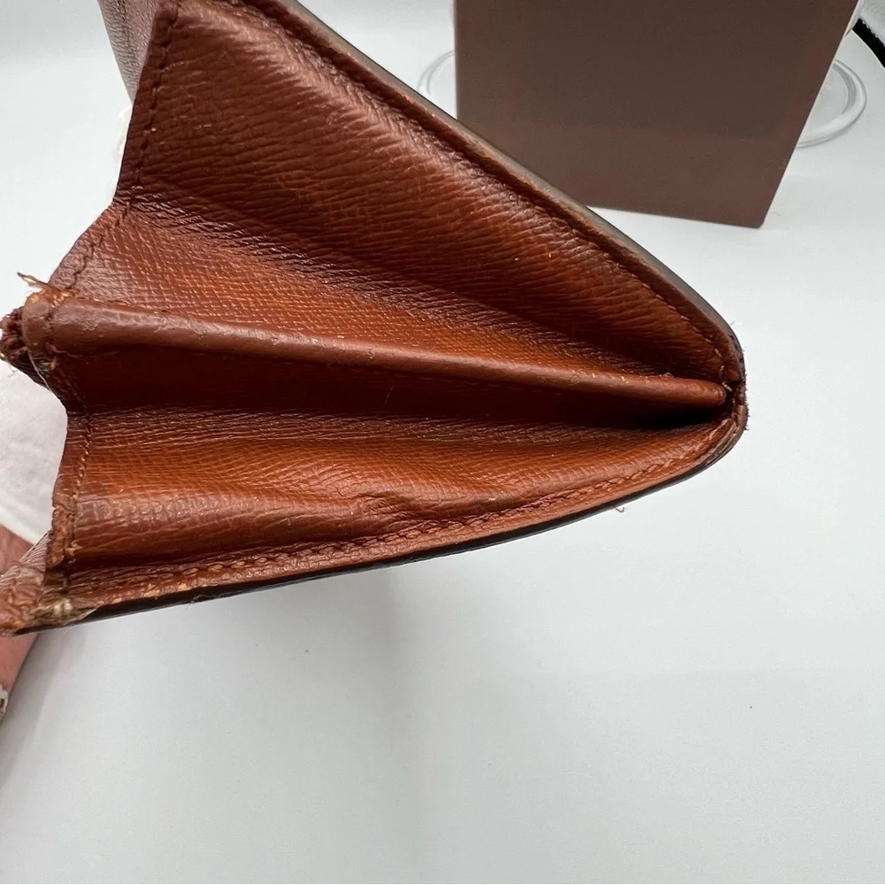 Louis Vuitton Vintage Sarah Wallet - GUC - With COA